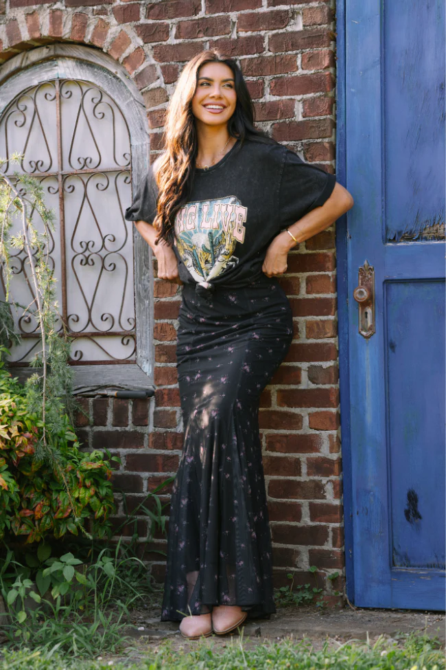 Zutter Long Live Cowgirls Black Graphic Tee - Aiturbor