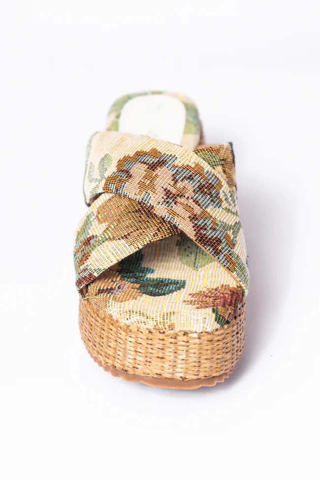 Belle Floral Platform Sandals - Aiturbor