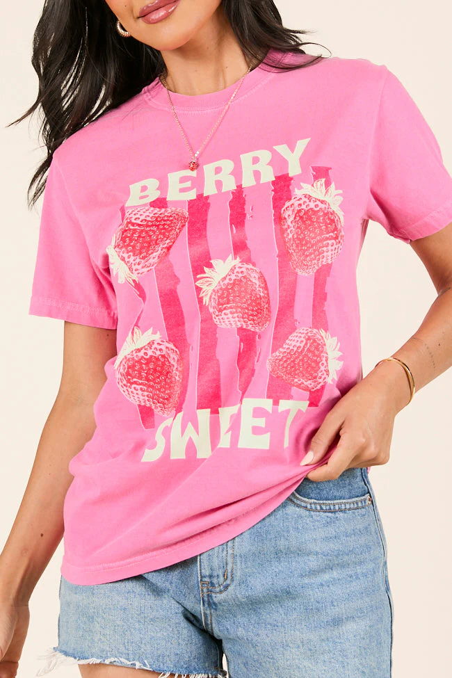 Berry Sweet Berry Graphic Tee - Aiturbor