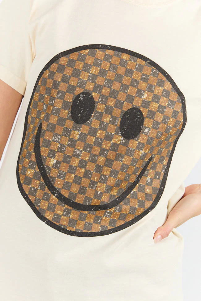 Neutral Checkered Smiley Ivory Graphic Tee - Aiturbor