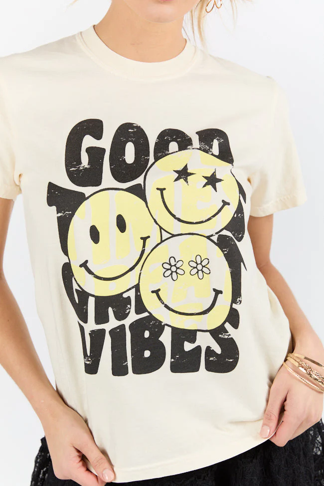 Good Times Great Vibes Ivory Graphic Tee - Aiturbor