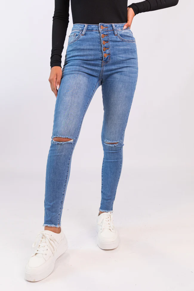 Chelsie Light Wash Busted Knee Jeans FINAL SALE - Aiturbor
