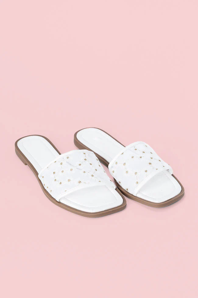 Adeline White Mesh Floral Sandals FINAL SALE - Aiturbor