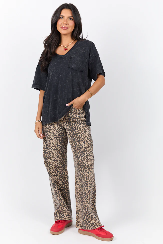 When We Meet Black Oversized Acid Wash V-Neck Tee - Aiturbor